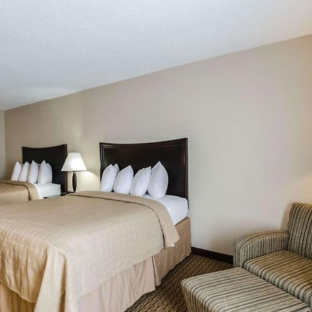 Quality Inn Troutville - Roanoke North Екстер'єр фото