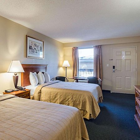 Quality Inn Troutville - Roanoke North Екстер'єр фото