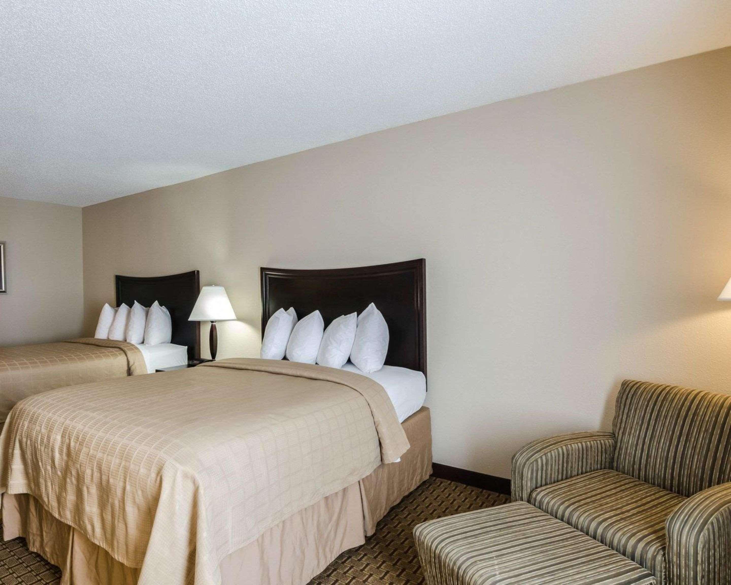Quality Inn Troutville - Roanoke North Екстер'єр фото