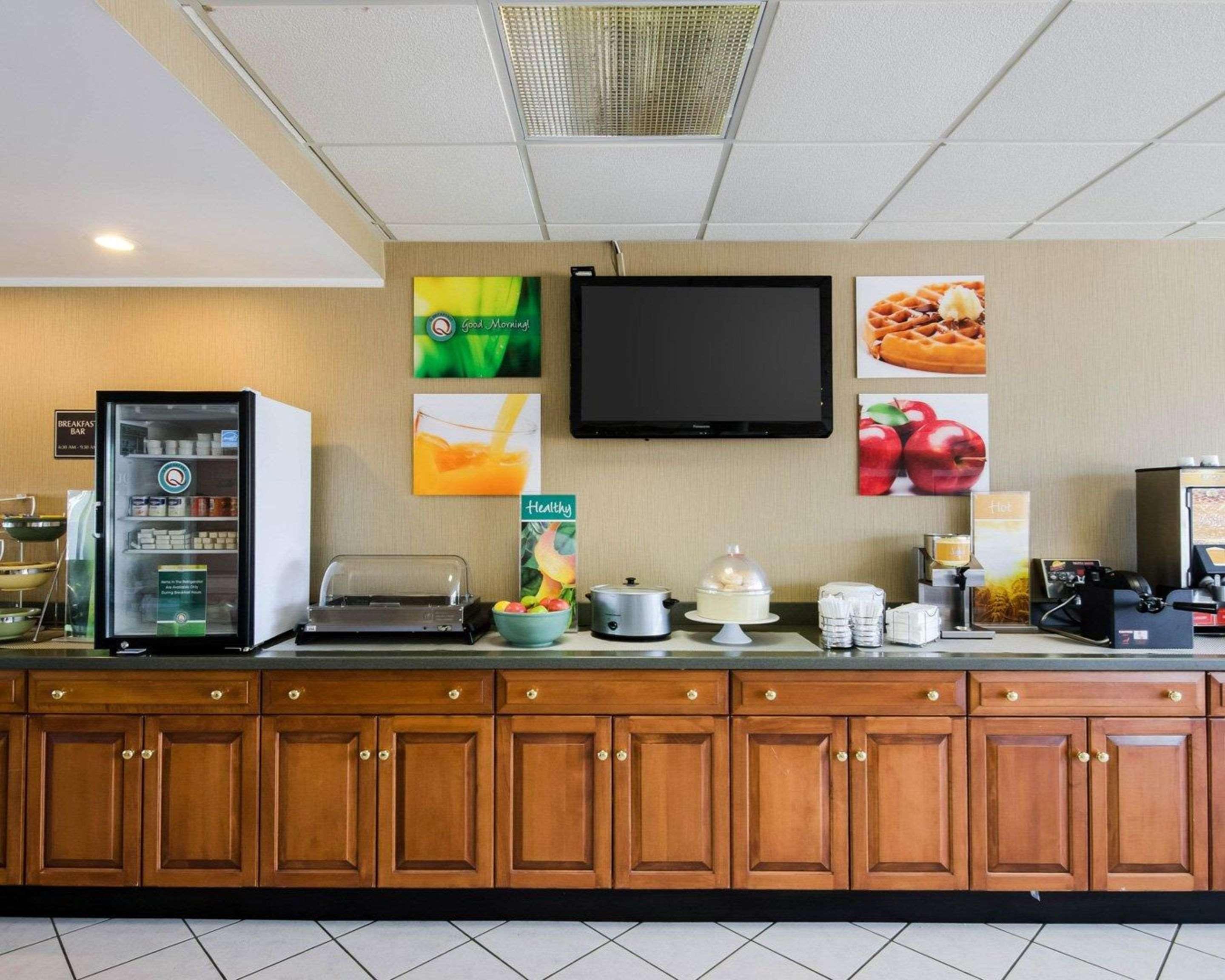 Quality Inn Troutville - Roanoke North Екстер'єр фото