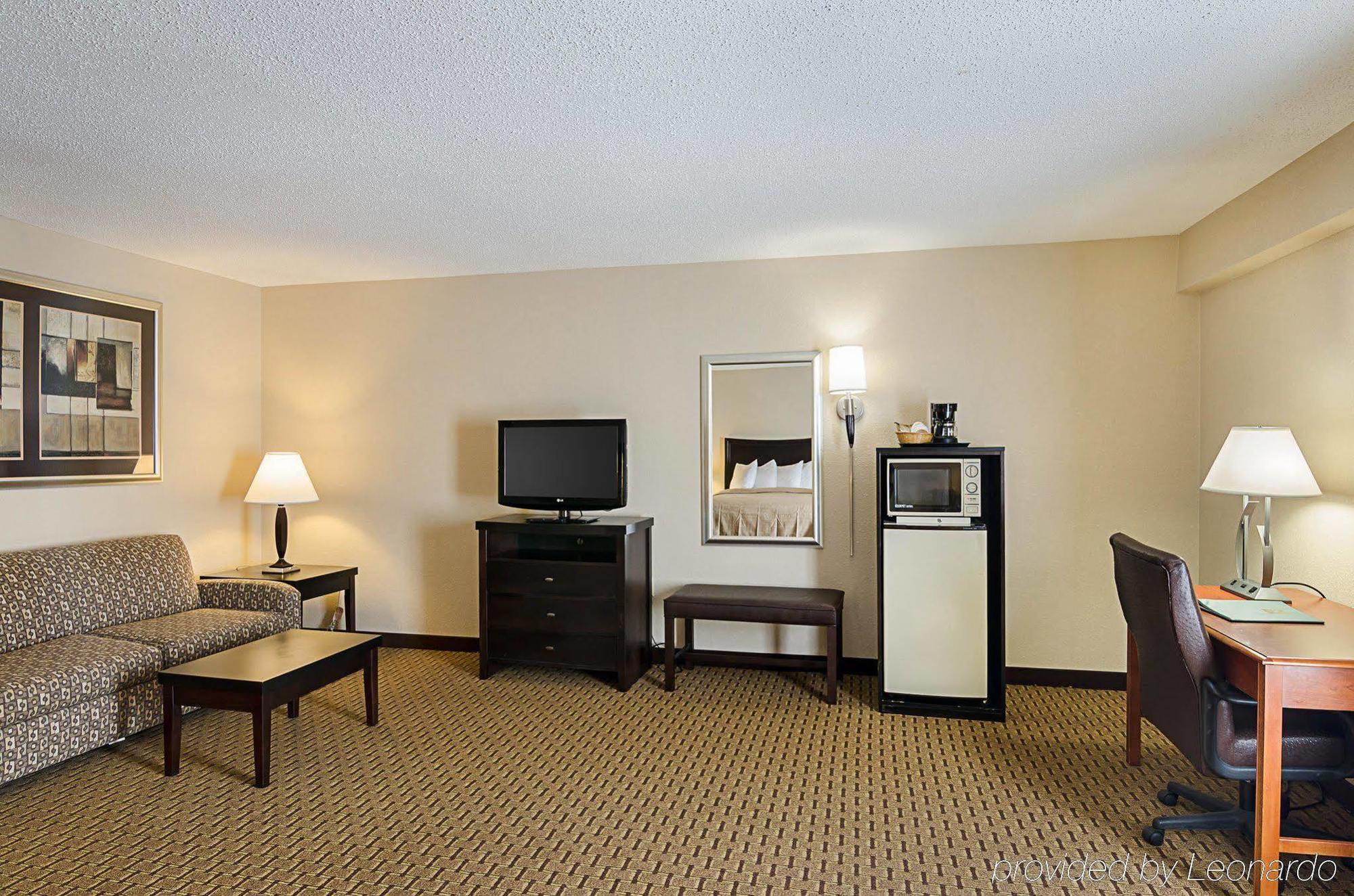 Quality Inn Troutville - Roanoke North Екстер'єр фото